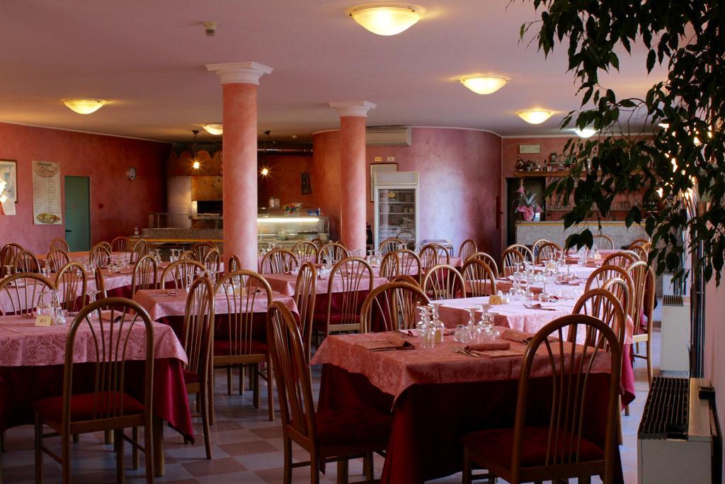 Hotel Monumento Certosa di Pavia Eksteriør bilde